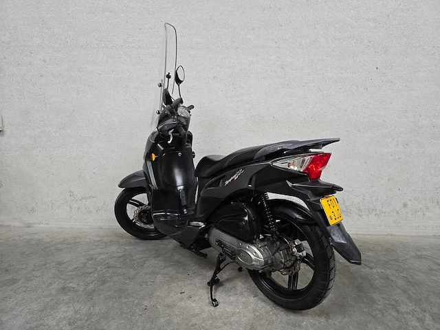 Sym - bromscooter - symphony - 4t 45km uitvoering f013jg - afbeelding 6 van  7