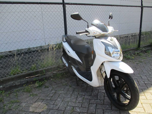 Sym - bromscooter - symphony sr 50 - scooter - afbeelding 8 van  12