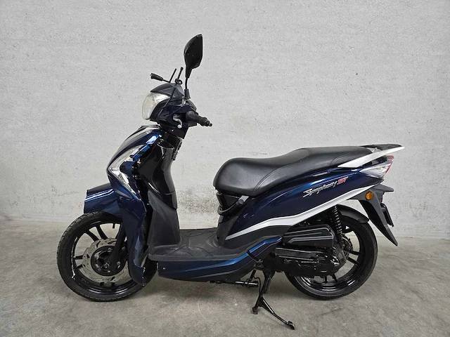 Sym - bromscooter - symphony st - 4t 45km uitvoering dxg90k - afbeelding 1 van  8