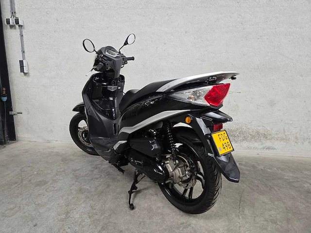 Sym - bromscooter - symphony st - 4t 45km uitvoering fdg49b - afbeelding 6 van  8