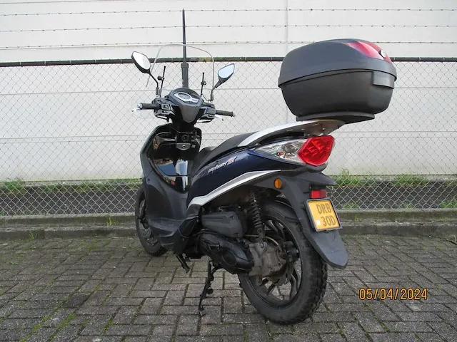 Sym - bromscooter - symphony st - scooter - afbeelding 12 van  12