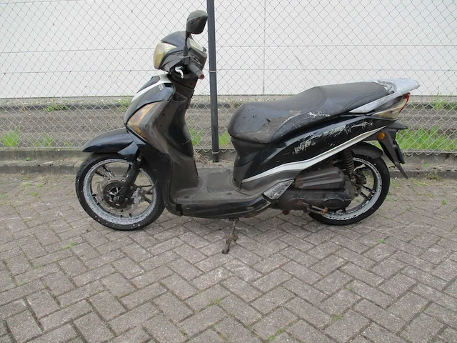 Sym - bromscooter - symphony st - scooter - afbeelding 1 van  11