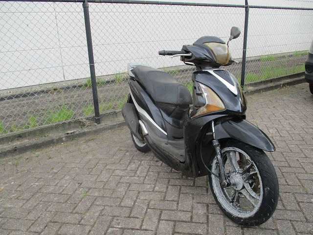 Sym - bromscooter - symphony st - scooter - afbeelding 7 van  11