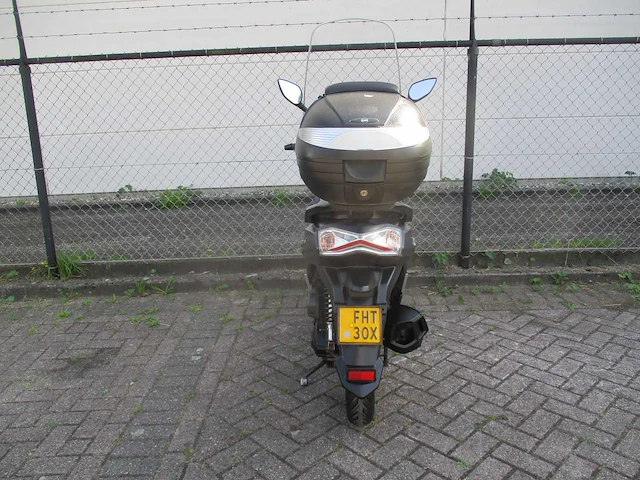 Sym - bromscooter - symphony st e5 injectie - scooter - afbeelding 10 van  11