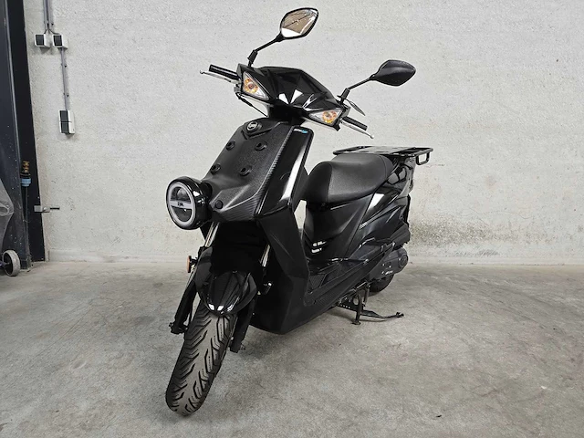 Sym - bromscooter - x-pro - 4t 45km uitvoering fkt40k - afbeelding 3 van  7
