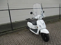 Sym - motorscooter - fidlle iii injectie - motorfiets - afbeelding 7 van  11