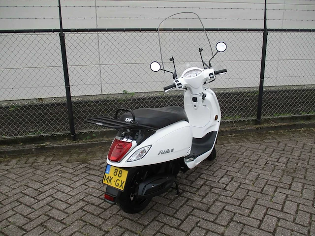 Sym - motorscooter - fidlle iii injectie - motorfiets - afbeelding 9 van  11