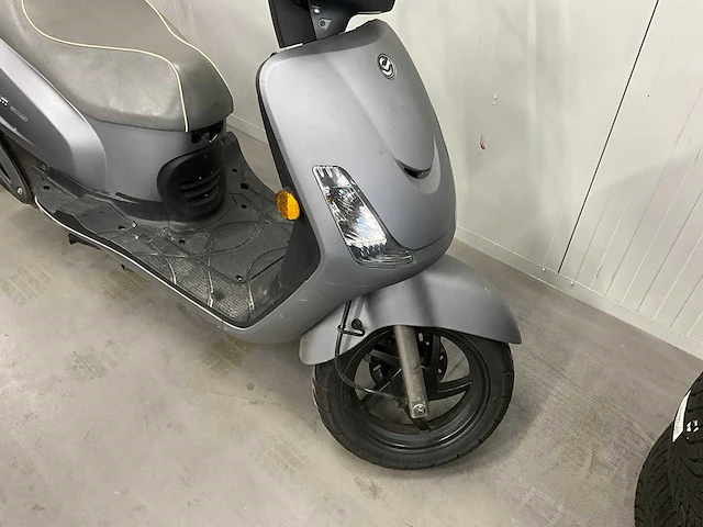Sym - orbit ll - snorscooter - afbeelding 2 van  11