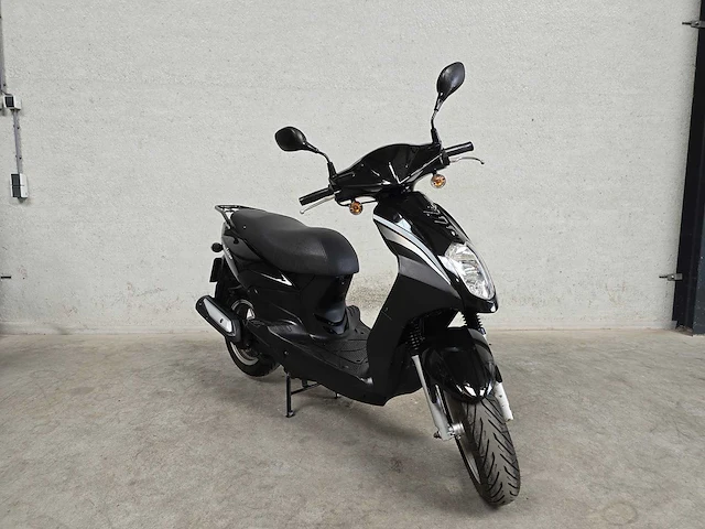 Sym - scooter - orbit 125cc - 4t motorscooter 58mfgt - afbeelding 4 van  7