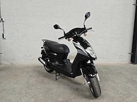 Sym - scooter - orbit 125cc - 4t motorscooter 58mfgt - afbeelding 4 van  7