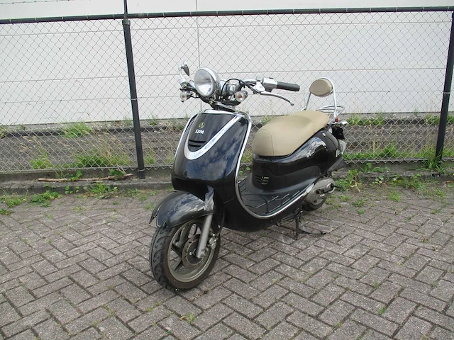 Sym - snorscooter - allo - scooter - afbeelding 4 van  11