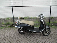 Sym - snorscooter - allo - scooter - afbeelding 8 van  11