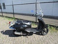 Sym - snorscooter - allo - scooter - afbeelding 8 van  11