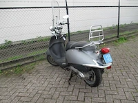 Sym - snorscooter - allo - scooter - afbeelding 2 van  11
