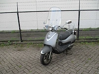 Sym - snorscooter - allo - scooter - afbeelding 4 van  11