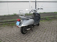Sym - snorscooter - allo - scooter - afbeelding 9 van  11