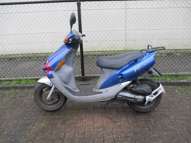 Sym - snorscooter - basix 2 tact - scooter - afbeelding 1 van  9
