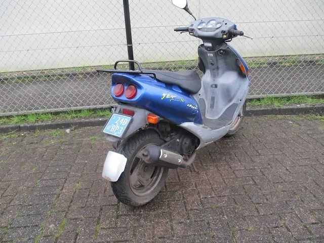 Sym - snorscooter - basix 2 tact - scooter - afbeelding 6 van  9