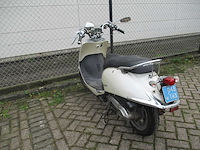 Sym - snorscooter - cello - scooter - afbeelding 2 van  11