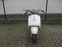 Sym - snorscooter - cello - scooter - afbeelding 5 van  11