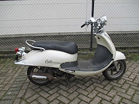 Sym - snorscooter - cello - scooter - afbeelding 8 van  11