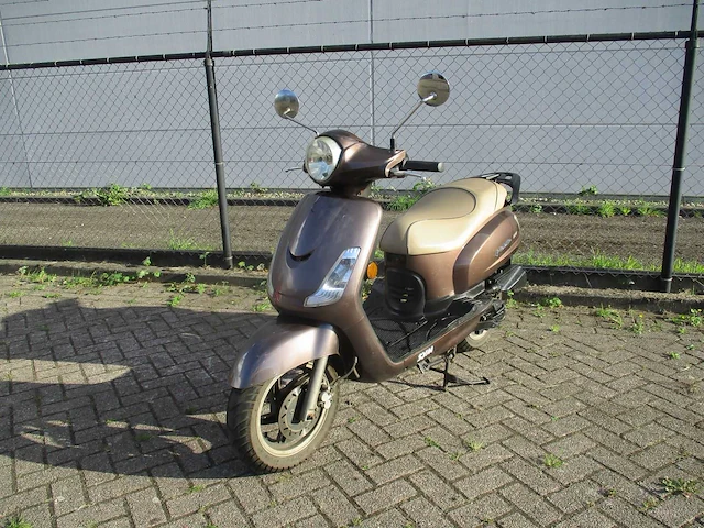 Sym - snorscooter - fiddle 50 s - scooter - afbeelding 4 van  11