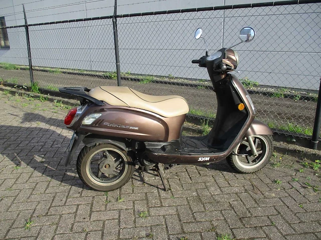 Sym - snorscooter - fiddle 50 s - scooter - afbeelding 8 van  11