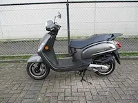Sym - snorscooter - fiddle ii - scooter - afbeelding 1 van  11