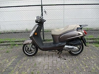 Sym - snorscooter - fiddle ii 50 s - scooter - afbeelding 1 van  9