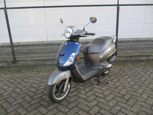 Sym - snorscooter - fiddle ii 50 s - scooter - afbeelding 4 van  11