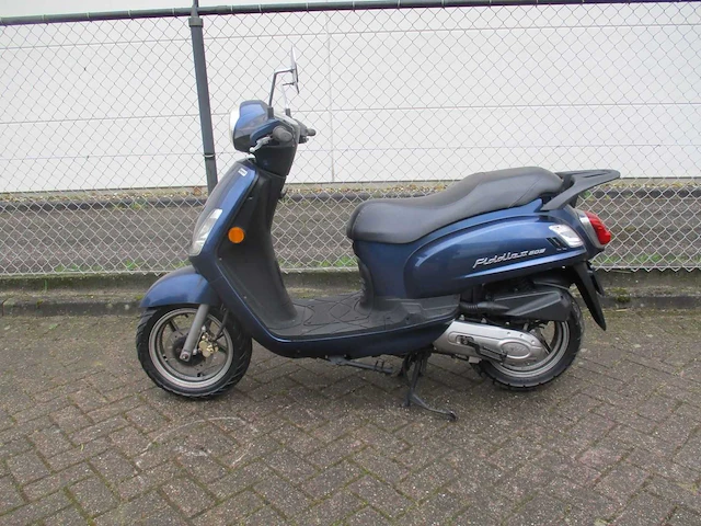 Sym - snorscooter - fiddle ii 50s - scooter - afbeelding 1 van  11