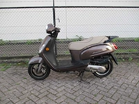 Sym - snorscooter - fiddle ii 50s - scooter - afbeelding 1 van  11
