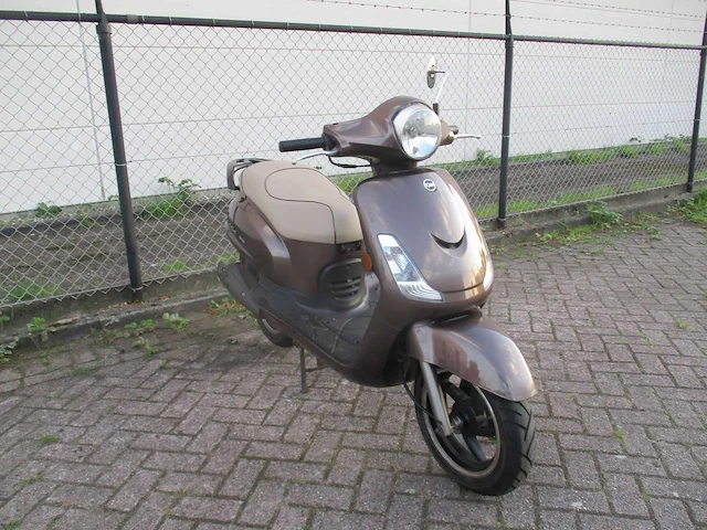 Sym - snorscooter - fiddle ii 50s - scooter - afbeelding 7 van  11
