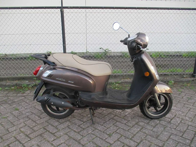 Sym - snorscooter - fiddle ii 50s - scooter - afbeelding 8 van  11