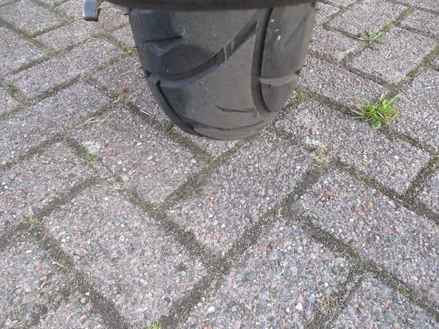 Sym - snorscooter - fiddle ii 50s - scooter - afbeelding 11 van  11