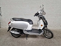 Sym - snorscooter - fiddle iii - 4t 25km uitvoering f187xp - afbeelding 2 van  7