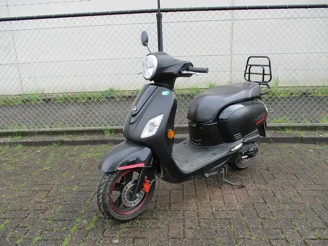 Sym - snorscooter - fiddle iii - scooter - afbeelding 2 van  9