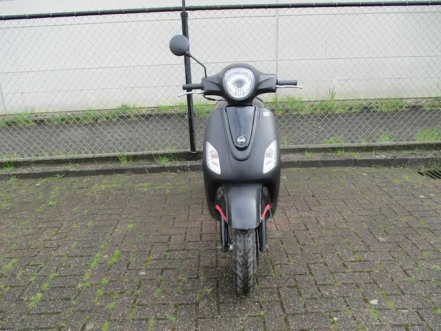 Sym - snorscooter - fiddle iii - scooter - afbeelding 3 van  9