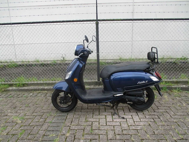 Sym - snorscooter - fiddle iii - scooter - afbeelding 1 van  11