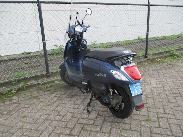Sym - snorscooter - fiddle iii - scooter - afbeelding 2 van  11