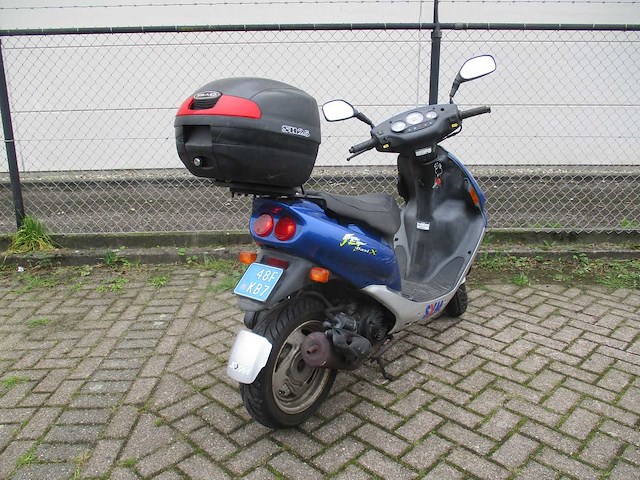 Sym - snorscooter - jet basix 2 takt! - scooter - afbeelding 9 van  11