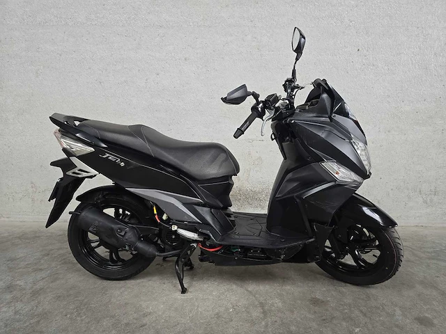 Sym - snorscooter - jet14 - 4t 25km uitvoering fjp63g - afbeelding 2 van  9