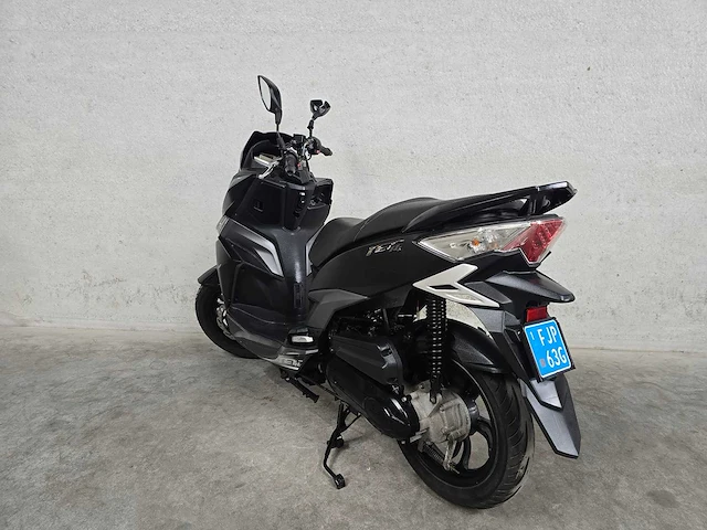 Sym - snorscooter - jet14 - 4t 25km uitvoering fjp63g - afbeelding 6 van  9