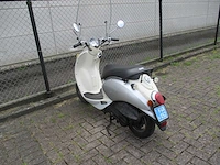 Sym - snorscooter - mio 50 - scooter - afbeelding 8 van  9