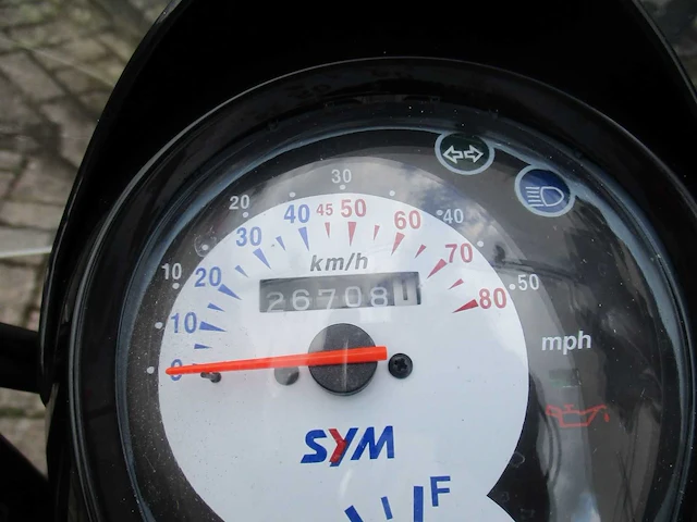 Sym - snorscooter - mio 50 - scooter - afbeelding 3 van  11
