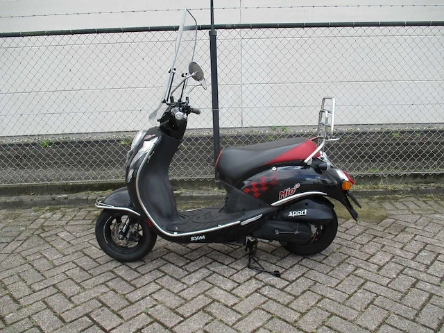 Sym - snorscooter - mio 50 - scooter - afbeelding 1 van  11
