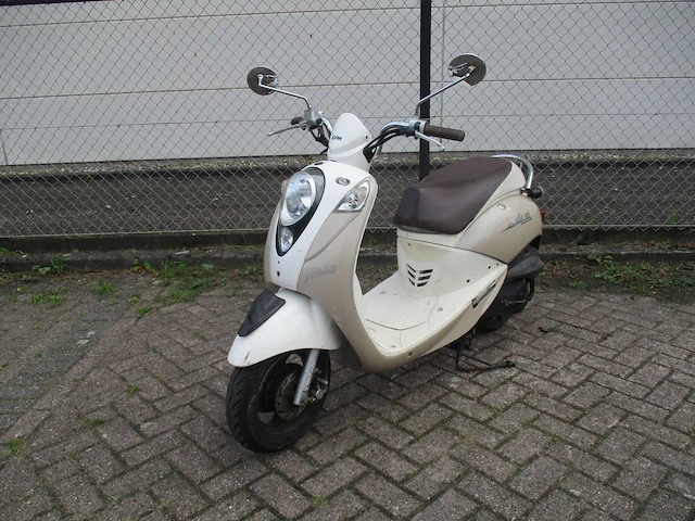 Sym - snorscooter - mio 50 fshion style - scooter - afbeelding 2 van  11