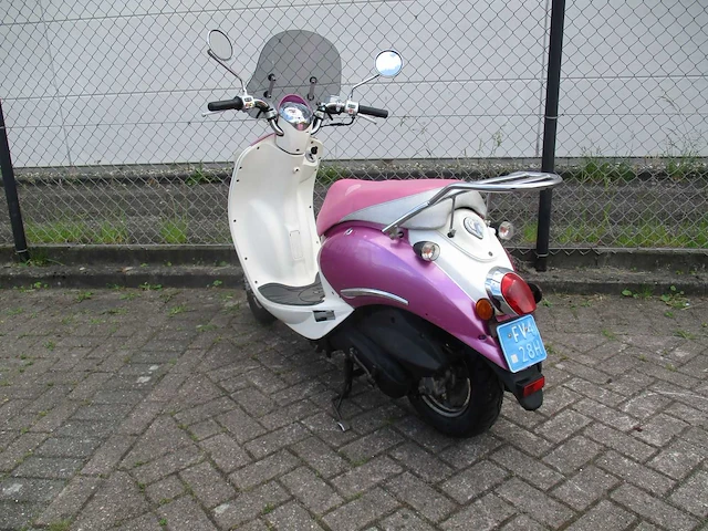Sym - snorscooter - mio 50 pink lady - scooter - afbeelding 2 van  11