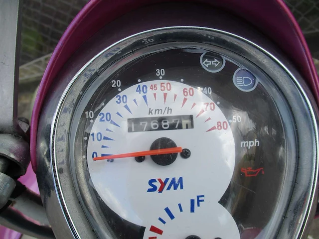 Sym - snorscooter - mio 50 pink lady - scooter - afbeelding 3 van  11