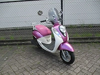 Sym - snorscooter - mio 50 pink lady - scooter - afbeelding 7 van  11